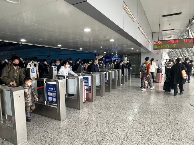 深圳口岸东莞东预约车接送